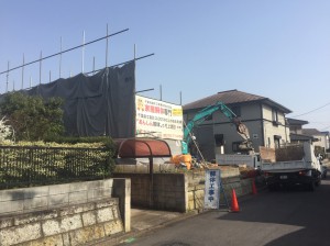 千葉市にて住宅解体工事を行います。